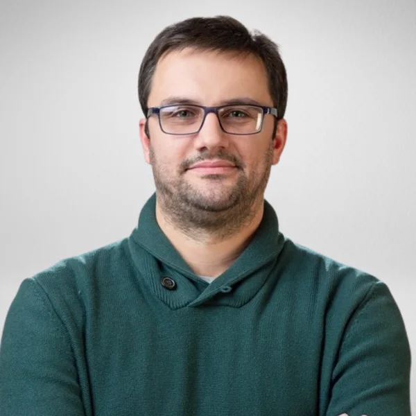Tihomir Momirovski